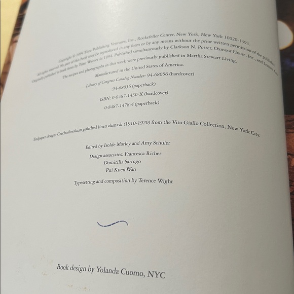 Martha Stewart Special Occasions hardback book - Picture 3 of 5